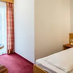 بيت ضيافة Garni Elfrieda 3*