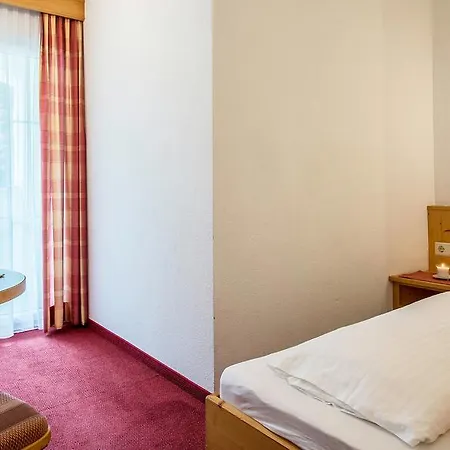 Guest house Garni Elfrieda 3*