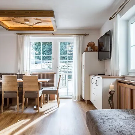 Garni Elfrieda Pensjonat Ischgl